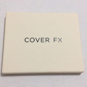 Cover FX Perfector face palette in light-medium